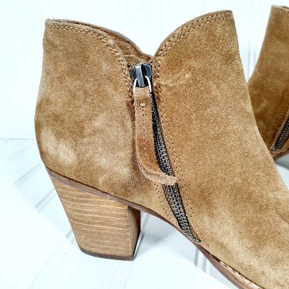 DOLCE VITA Janele Twin-zip Classic Suede Leather Bootie In Camel C501 - Picture 9 of 13